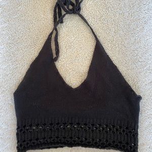 Black knit crop top